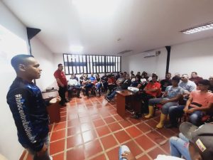 ACAV fortaleció capacidades digitales con taller de fotografía en el marco de su 16° aniversario